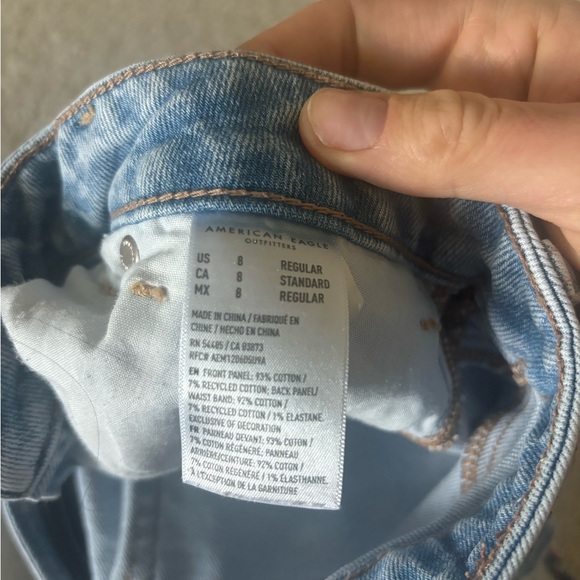 AE Rigid Mom Jean - Picture 2 of 4